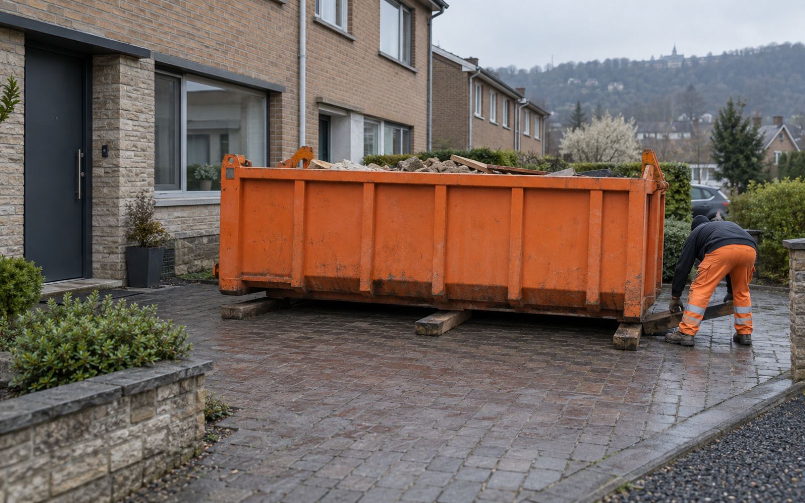 Ambiance générée évoquant un container posé dans une allée à Ans.
